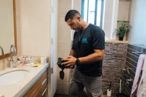 תיקון ואיתור נזילות - איתנים שיקום מבנים